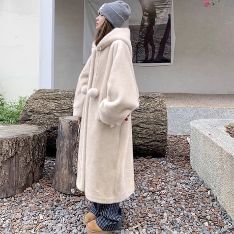 ボンボン付き フード付き ファーロングコート フェイクファー ふわふわ モコモコ コート ボアコート 防寒 アウター ゆったり 長袖 レトロ 大人可愛い ガーリー DTCA-831938106184