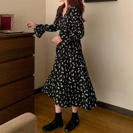花柄 ワンピース Vネック 長袖 ロング丈  韓国ファッション レディース 大人可愛い ガーリー フェミニン DTC-626055147942