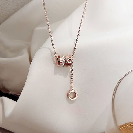 ネックレス レディース ローマ数字 ゴールド 金属アレルギー対応 チタン ステンレス シンプル ペンダント 人気 ジュエリー (DTC-594249607650)