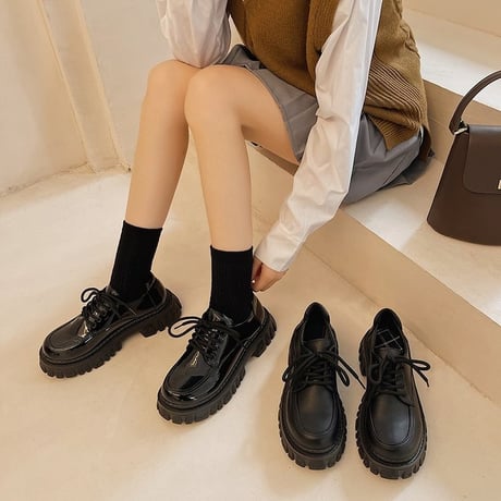 艶あり・艶なしの2タイプ展開！ ローファー 厚底 22.5～25.0cm レースアップ 厚底シューズ グロス ＆ マット 韓国ファッション レディース 美脚 DTC-666562762904