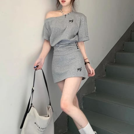 セットアップ 上下セット スウェット オフショルダー tシャツ トップス ミニスカート ハイウエスト オフショル レトロ 大人可愛い ガーリー カジュアル DTCA-924094932830