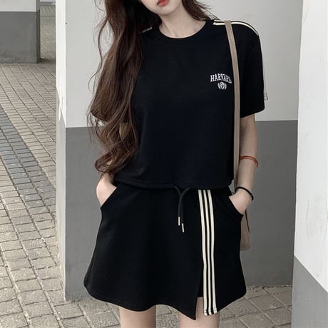 セットアップ サイドライン Tシャツ ロゴ 刺繍 ミニスカート スリット ウエストゴム 半袖 スポーツミックス 韓国ファッション レディース 大人可愛い ガーリー DTC-781969403022