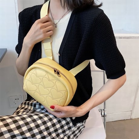 ハート ショルダーバッグ ミニバッグ ストラップ 韓国ファッション バッグ 斜めがけ シンプル 肩掛け 鞄 レトロ DTC-647047503745