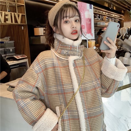 ボアブルゾン チェック柄 韓国ファッション レディース ムートン もこもこ 綿入れ 防寒 ムートンジャケット ハーフコート アウター 秋 冬 (DTC-605870497117)
