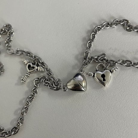 磁石で一つのハートになる ペアブレスレット 磁石 ハート チェーン マグネット ハートの鍵 金属アレルギー対応 チタン アクセサリー DTC-686791857149