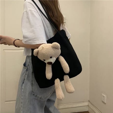 かわいいクマちゃんぬいぐるみの帆布バッグ ショルダーバッグ 韓国ファッション レディース メッセンジャーバッグ キャンバスバッグ クマ ベアー ぬいぐるみ カジュアル DTC-619923273470