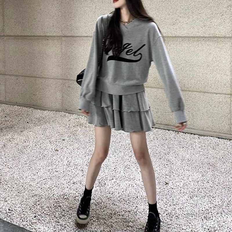 セットアップ 上下セット Vネック ロゴ トレーナー ティアード セットアップ 上下セット Vネック ロゴ トレーナー ティアード