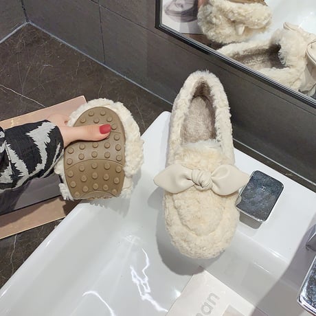 ファーシューズ ボアシューズ 22.5～25.0cm モカシン ファー フェイクファー 防寒 暖かい もこもこ 靴 かわいい 韓国ファッション レディース DTC-657432356022