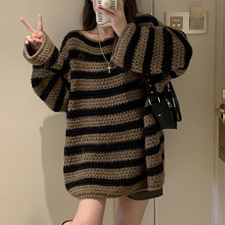 ボーダーニット ざっくり編み ワンショルダー プルオーバー ボーダー柄 ニット 厚手 セーター オーバーサイズ 長袖 レトロ 大人可愛い ガーリー カジュアル DTCA-730425740356