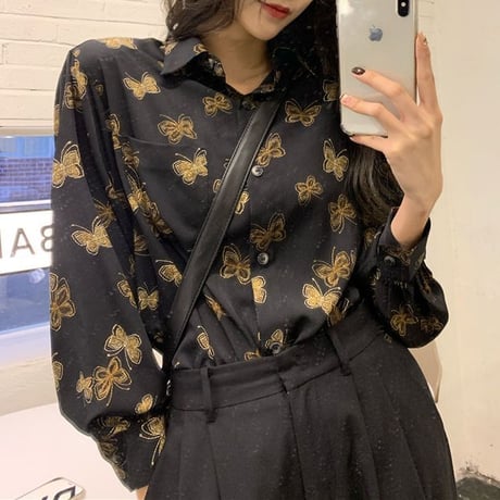 バタフライ柄 シャツ 蝶々 ブラウス 長袖 柄シャツ トップス ルーズ レトロ 韓国ファッション レディース 大人可愛い ガーリー カジュアル DTC-651836270524