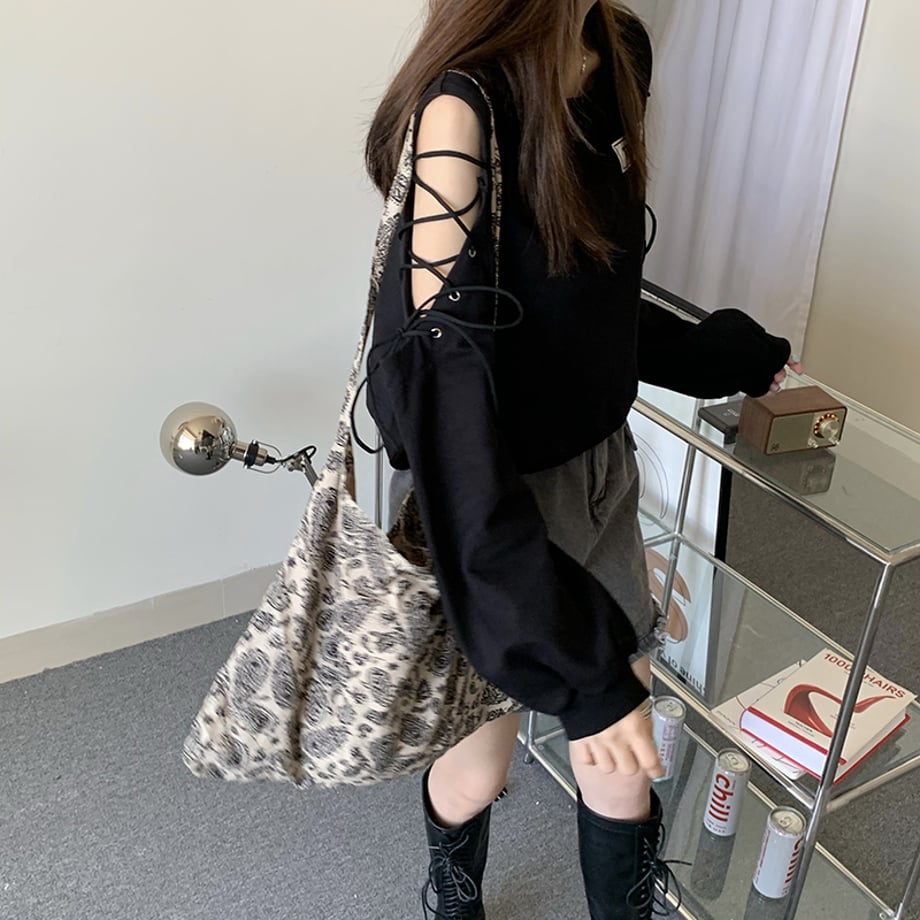 5f9b4dcb4f44302cf75c3360