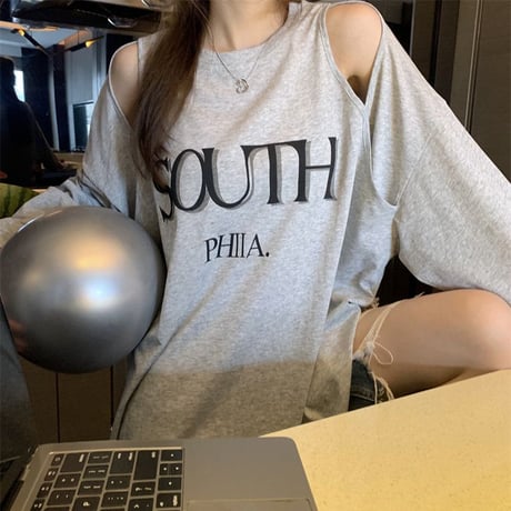 【2カラー】 Tシャツ オープンショルダー 肩開き 長袖 カットソー ショルダーカット レトロ 韓国ファッション レディース 大人可愛い ガーリー カジュアル DTC-674364573182
