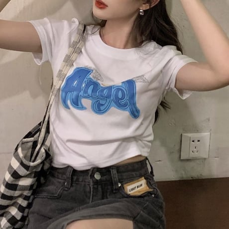 【2カラー】 Tシャツ 半袖 クロップド丈 天使の羽 Angel 大人可愛い ガーリー 韓国ファッション レディース カジュアル 韓国ストリートファッション DTC-666640912310