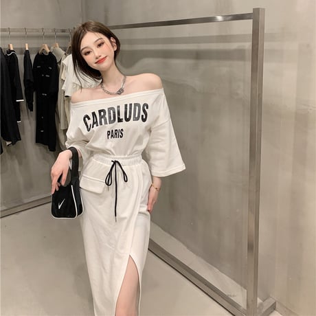 セットアップ 2点セット Tシャツ ＋ スカート オフショル スリット スウェット 半袖 韓国ファッション レディース オフショルダー 大人可愛い ガーリー DTC-642106947624