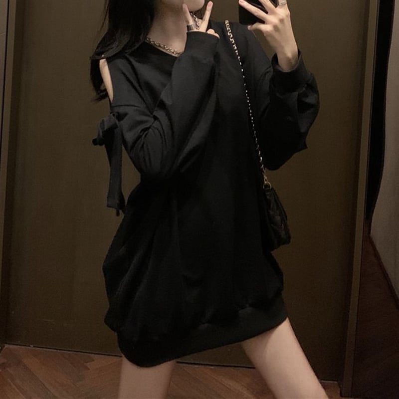 【BOTTEGA VENETA】黒 長袖カットソー 肘パッド付き BOTTEGA VENETA】黒 長袖カットソー 肘パッド付き BOTTEGA VENETA（T