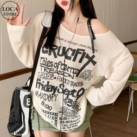 ロンT レタープリント オフショルダー トップス ワンショルダー ショルダーストラップ tシャツ ゆったり ルーズ 長袖 レトロ 大人可愛い ガーリー カジュアル DTCA-831955626127