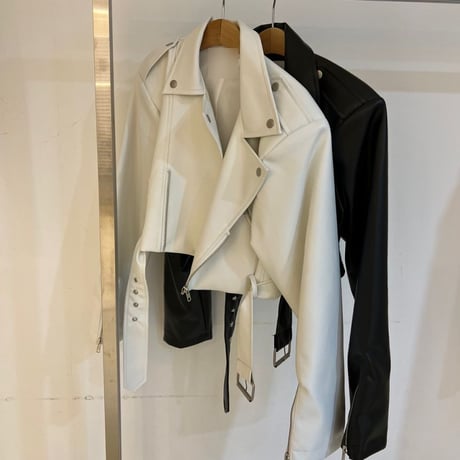 ライダースジャケット フェイクレザー ショート丈 PU ライトアウター レザージャケット ファスナー 長袖 レトロ 大人可愛い ガーリー DTCA-878196317551