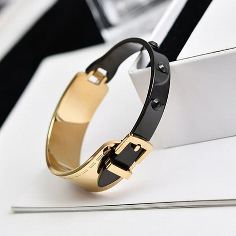 ベルトデザイン バングル 金属アレルギー対応 シンプル チタン イエローゴールド ベルトモチーフ ブレスレット アクセサリー ジュエリー DTC-641893169685