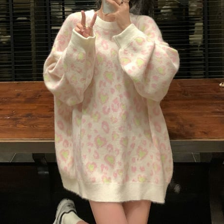 ニットセーター ヒョウ柄 レオパード柄 ハート クルーネック オーバーサイズ ニット 暖かい ゆったり 韓国ファッション レディース  大人可愛い ガーリー DTC-655499467494
