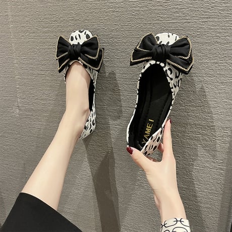 パンプス リボン 22.5～25.0cm フラットシューズ ローヒール 無地 ヒョウ柄 レオパード スクエアトゥ 歩きやすい 美脚 韓国ファッション レディース DTC-666813367025