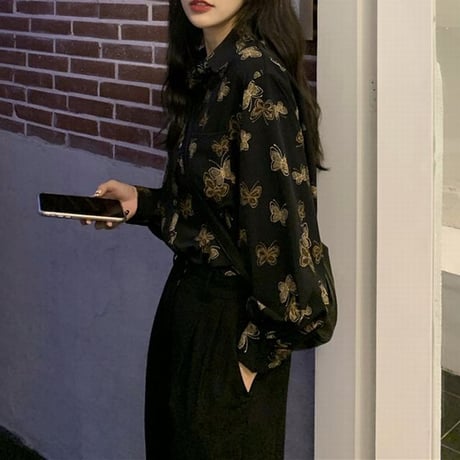 バタフライ柄 シャツ 蝶々 ブラウス 長袖 柄シャツ トップス ルーズ レトロ 韓国ファッション レディース 大人可愛い ガーリー カジュアル DTC-651836270524