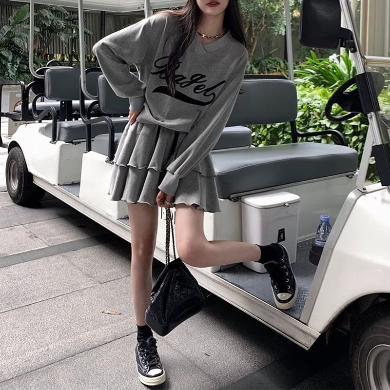 セットアップ 上下セット Vネック ロゴ トレーナー ティアードミニ