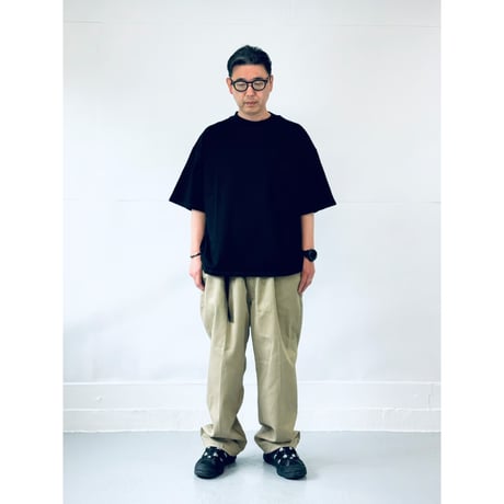 STUMPSTAMP WIDE T-SHIRT "BLACK”