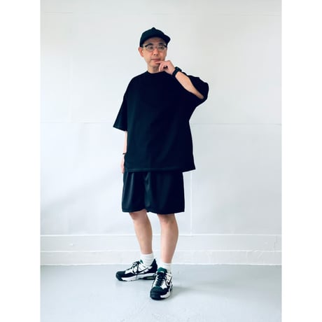 STUMPSTAMP WIDE T-SHIRT "BLACK”