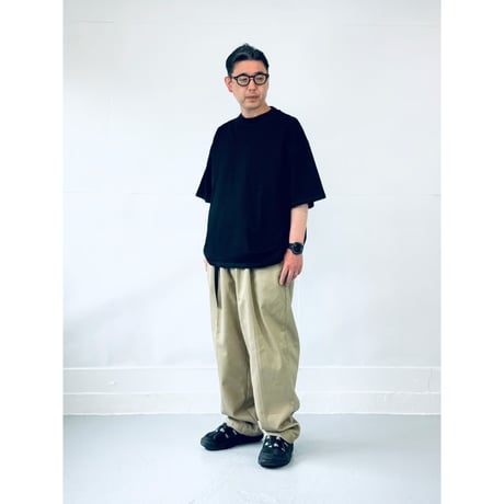 STUMPSTAMP WIDE T-SHIRT "BLACK”