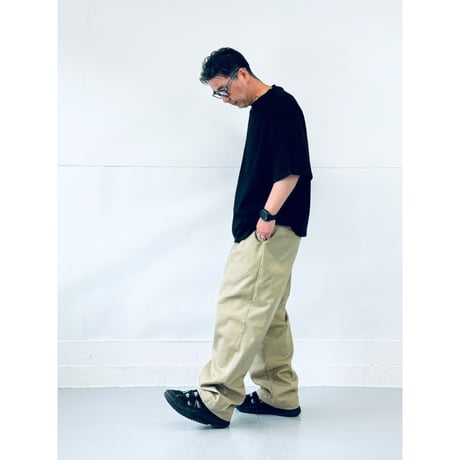 STUMPSTAMP WIDE T-SHIRT "BLACK”