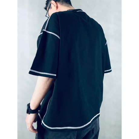STUMPSTAMP WIDE T-SHIRT "BLACK WITH WHITE STITCH”