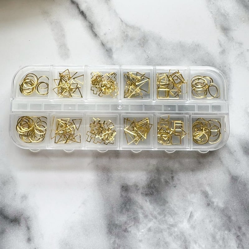 ネイル用品 100点以上 まとめ売り OUTLET】ネイル用品まとめ売りO A-111 | Kira Nail