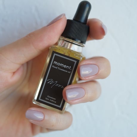 丸山美咲プロデュース moment.  ハンドトリートメントオイル moon 10mL