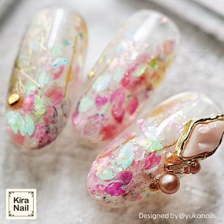 KiraNail HOLOGRAM 花びら ケース入