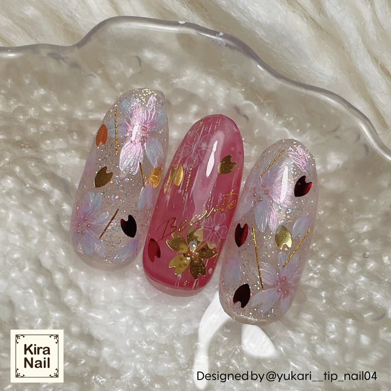2/1発売☆新色】KiraNail HOLOGRAM 花びら ケース入 | Kira Nail