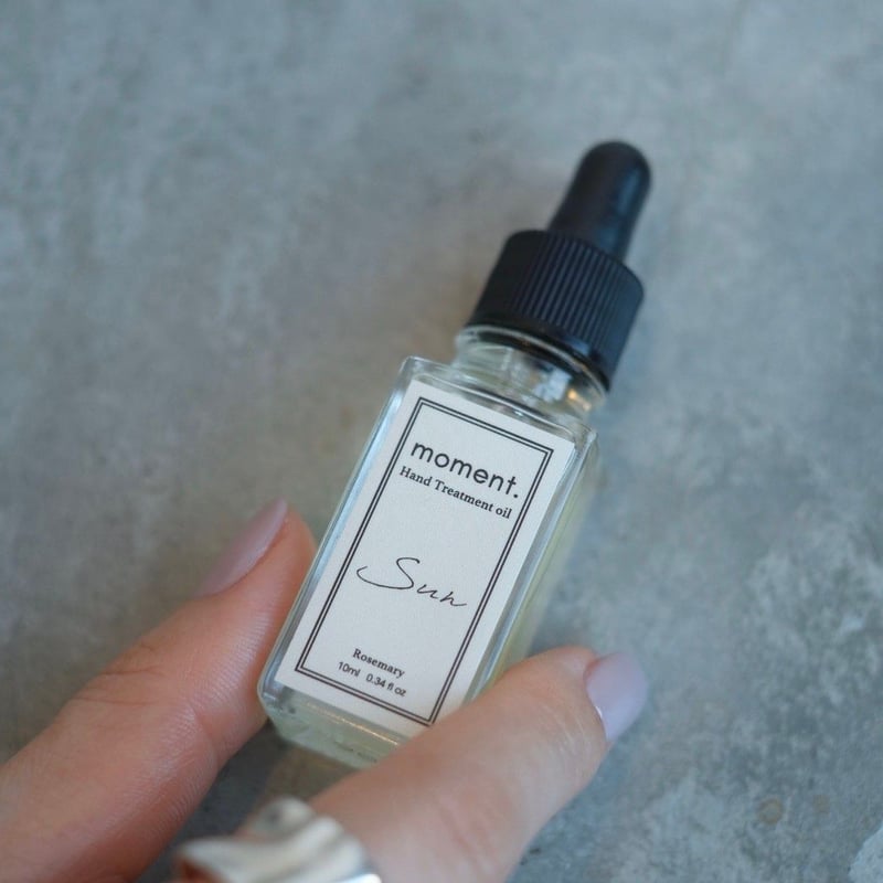 丸山美咲プロデュース moment. ハンドトリートメントオイル sun 10mL
