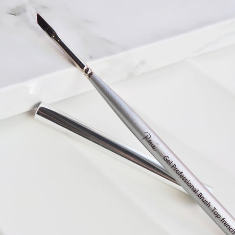 埜藤理恵プロデュースRenee Gel Professional Brush