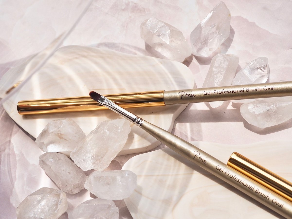 埜藤理恵プロデュースRenee Gel Professional Brush | Kira Nail