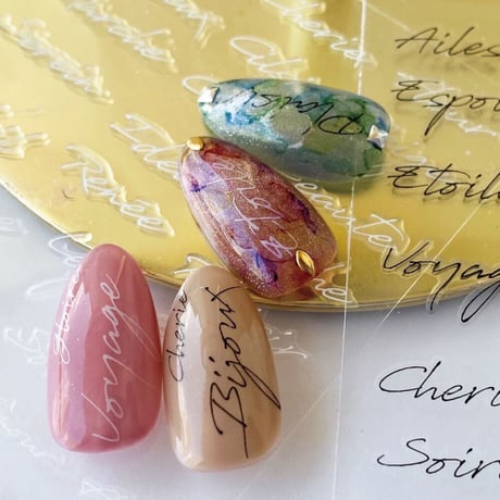KiraNail  Reneeプロデュース French letters