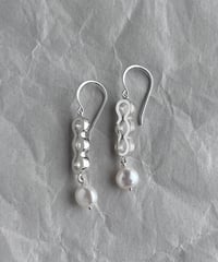 淡水パールのピアス