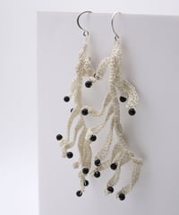 オニキスのクロッシェピアス