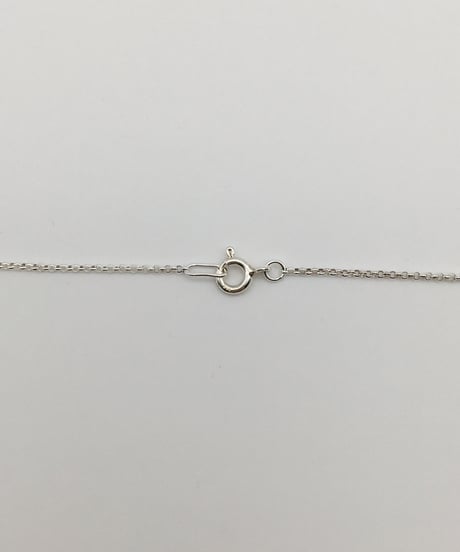 パールのデザインピアス