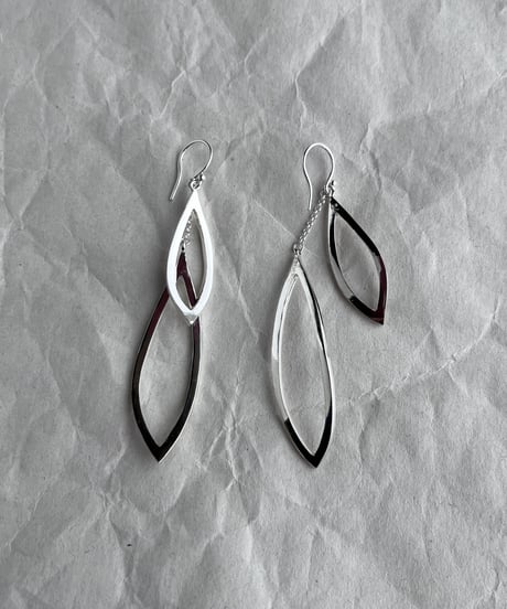 シルバーデザインピアス