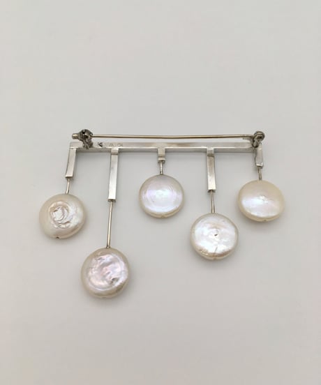淡水パールのブローチ