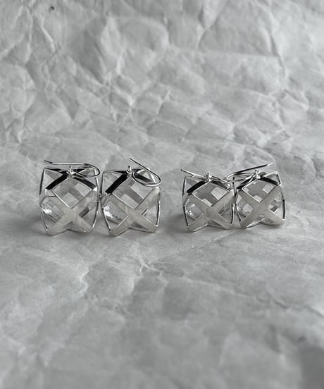 シルバーデザインピアス