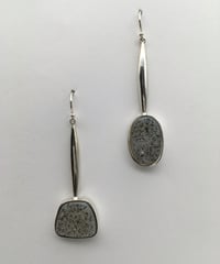 結晶メノウのピアス