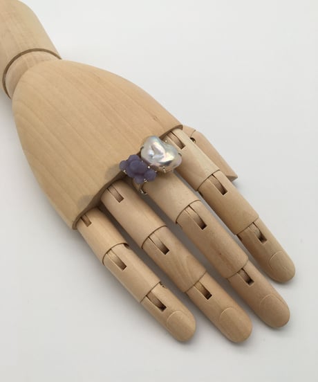 グレープカルセドニーとパールのシルバーリング