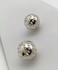 シルバーボールピアス