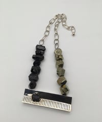 テクタイトとパイライトのネックレス