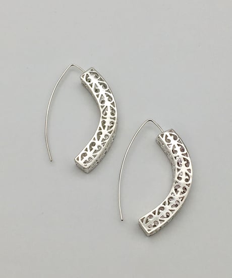 シルバーデザインピアス